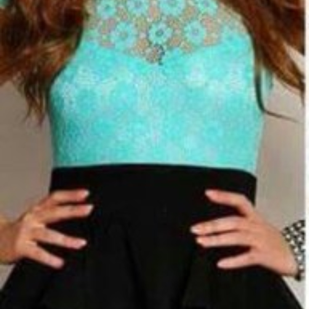 PEPLUM DRESS - Picture 6 of 8